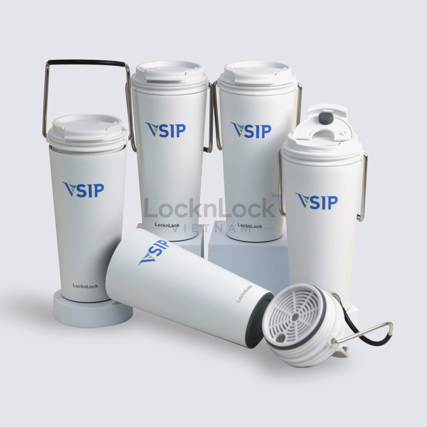 Thiết kế gọn, dung tích vừa phải giúp sử dụng tiện lợi tại bàn làm việc mỗi ngày