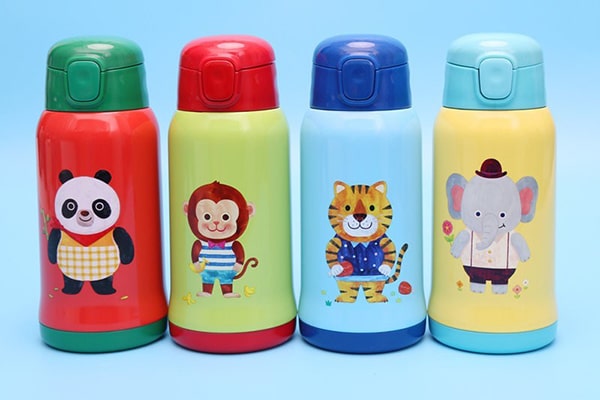 Kinh nghiệm chọn bình giữ nhiệt cho bé đi học từ A – Z