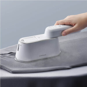 Bàn ủi hơi nước LocknLock 2 trong 1 steam iron 220-240V, 50-60Hz, 1100-1300W - ENI262WHT